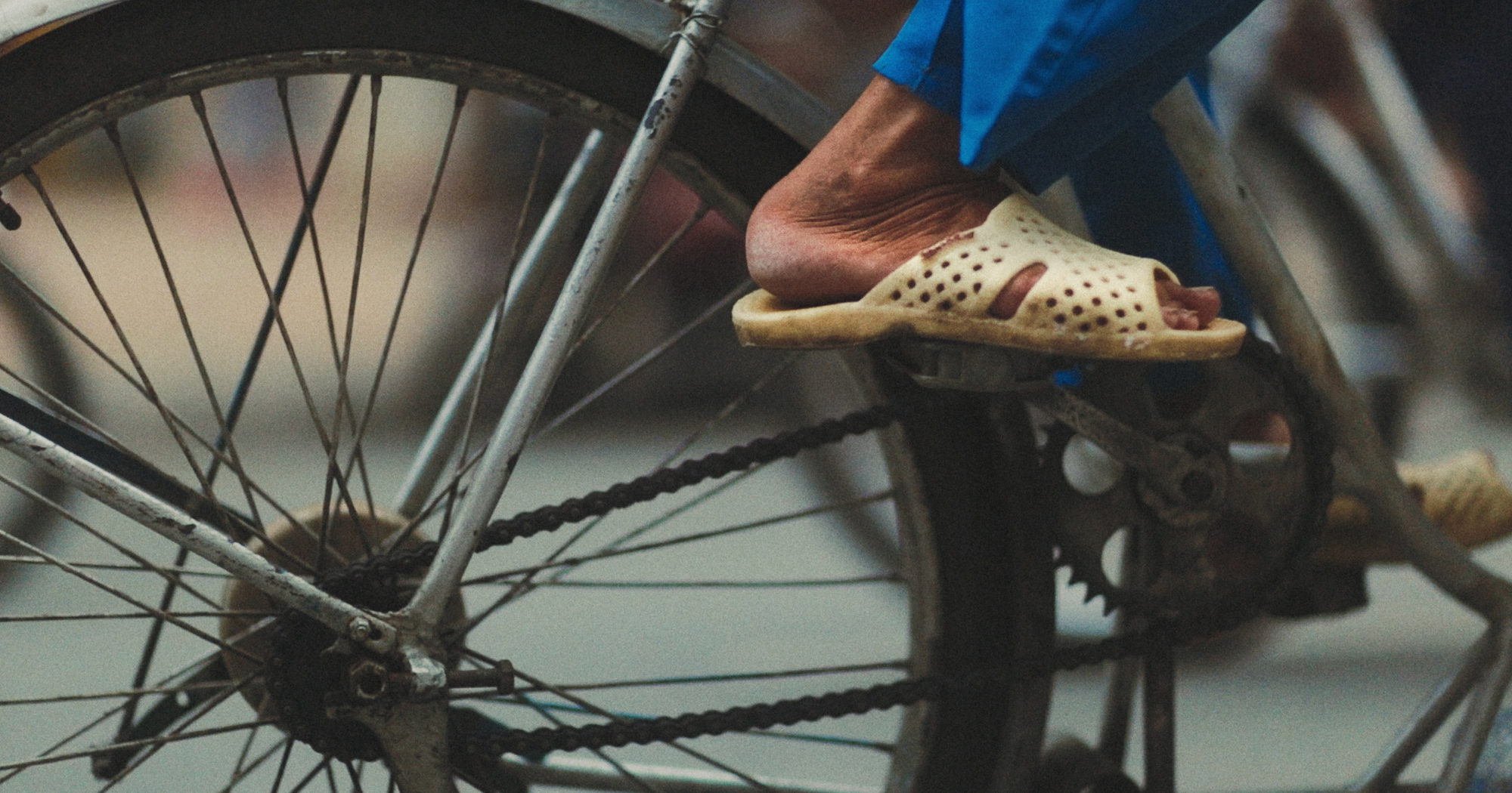 Cyclo · A film by Veanne Cao